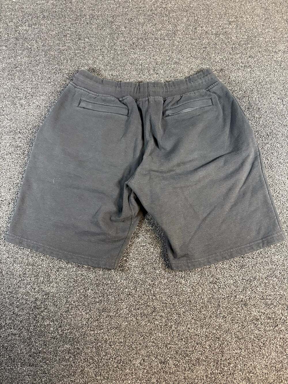 LIGHTWEIGHT SHORT – Undefeated